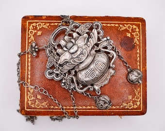 Rare Antique Chinese Qing Dynasty Sterling Flower Vase Necklace