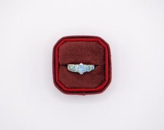 1980s Sterling & Gilson Opal Cabochon Band Ring (Size 5.5)