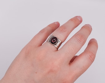 Artisan Hammered Sterling Silver Garnet Band Ring (Size 5.25)