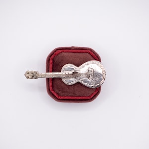 Retro Mexican Signed Sterling Silver Guitar Brooch