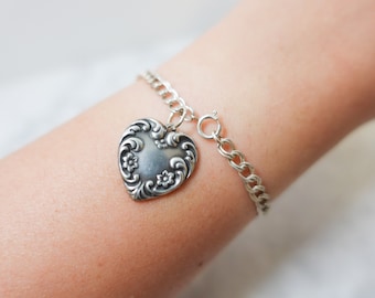 Vintage 1940s Victorian Style Puffy Heart Charm Bracelet