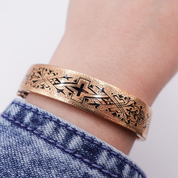 Pulsera victoriana antigua de oro con esmalte Taille d'Epargne