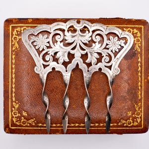 Antique Edwardian Era Sterling Silver Floral Engraved Hair Comb