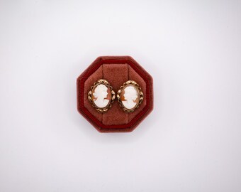 1940s Gold Filled Shell Cameo Screw back Earrings
