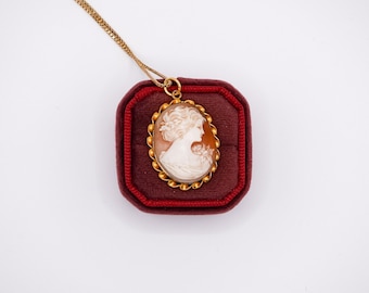 Vintage 1940s 10k Gold Filled Amco Cameo Necklace