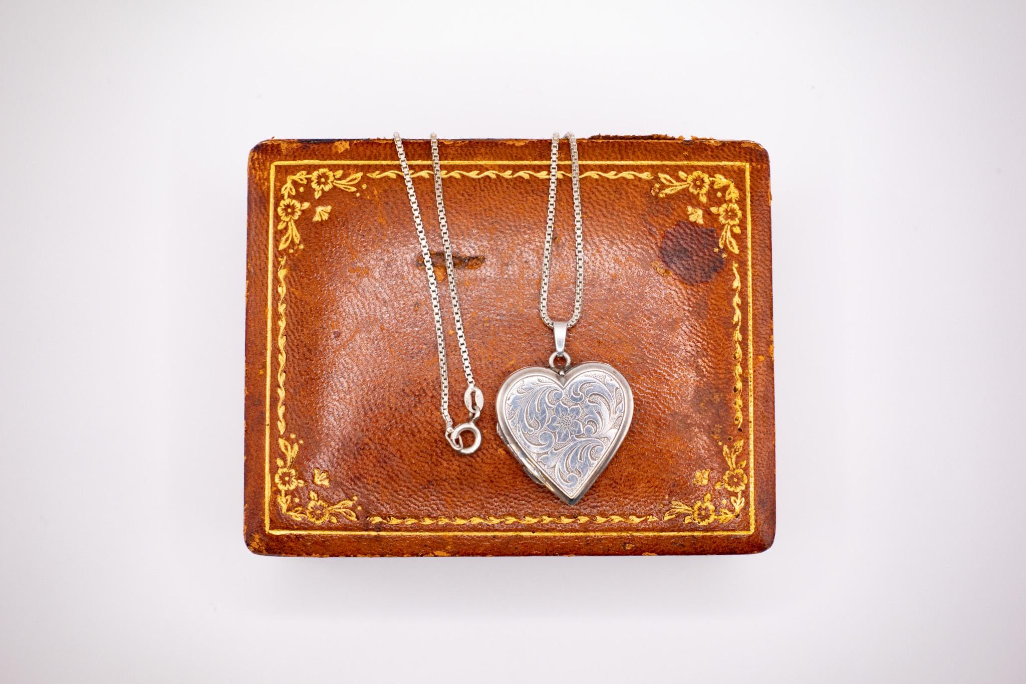 1940s Sweetheart Necklace - Etsy