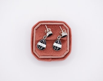 Zuni Signed Artisan Onyx and Mother of Pearl Inlaid Earrings