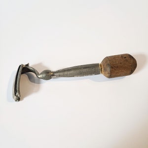 Antique 1940s Razor &quot;Firm Blade&quot; Wood Handle Razor, Curved Blade, Made In USA.