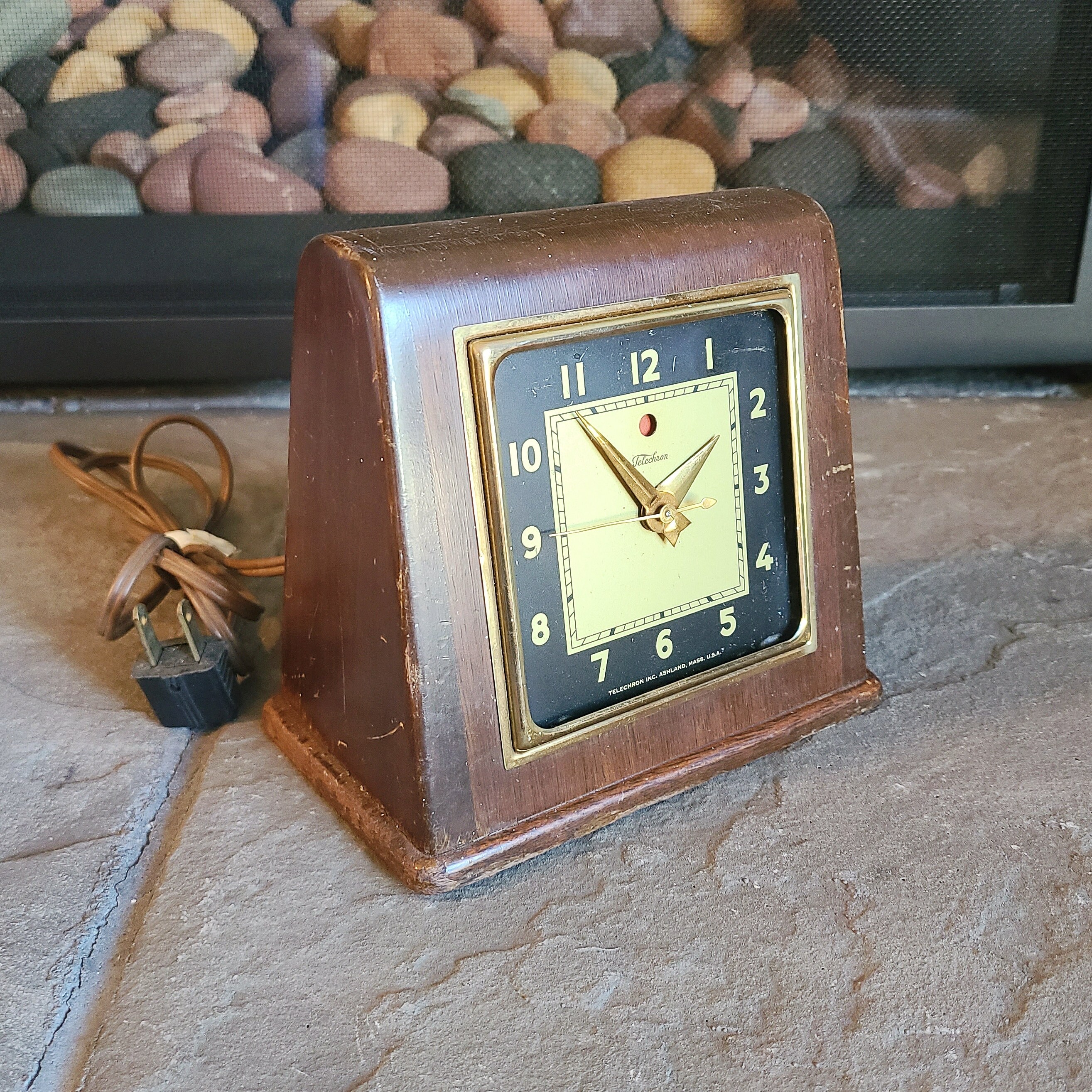 Art Deco 1940s Telechron 'Pharaoh' Mantel Clock, Model 3H151, Wood Case