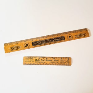 Paar Vintage Holzlineale, Werbelineale für AntiKamnia Tablets, Modell Craft Hobbies, Toronto