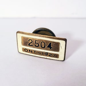 1927 Ontario Chauffeur License Screwback Pin Badge, Made In Canada