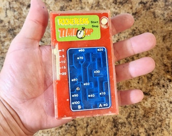 1975 Tomy Pocketeers 'Time Up' analoges Taschenspiel, funktionsfähig