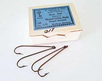 Vintage Mustad & Son Fish Hooks, Mustad-Carlisle Hooks, Size No.1/0, 100 Pieces, Key Brand Made In Norway, New 2&quot; Ringed Bronzed Hooks