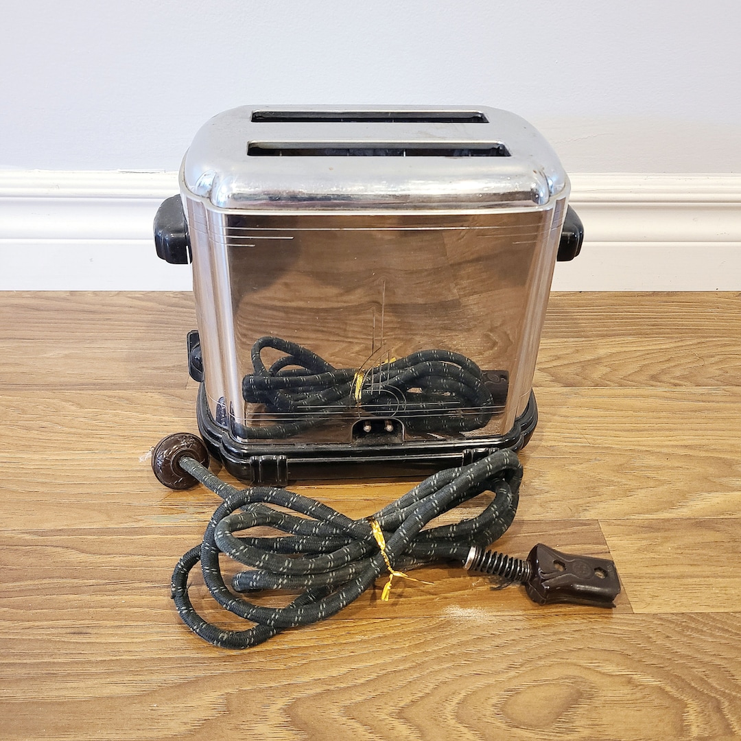 Art Deco 1930s Sunbeam Toaster, Model T7, Flexible Shaft Company, Made