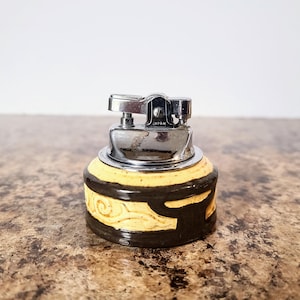 1960s Ceramic Table Lighter, Small 2" Tall, Made In Japan, Hand Made Hand Painted, Working!