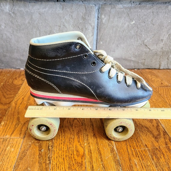 Vintage 1970s Roller Derby 'sprints' Roller Skates, Kids Vintage 1970s Roller Derby 'sprints' Roller Skates, Kids