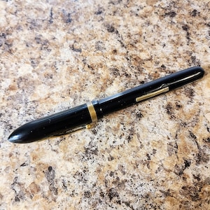 Vintage Traveler Lever-Fill Fountain Pen, Black Barrel With Gold Trim, Untested