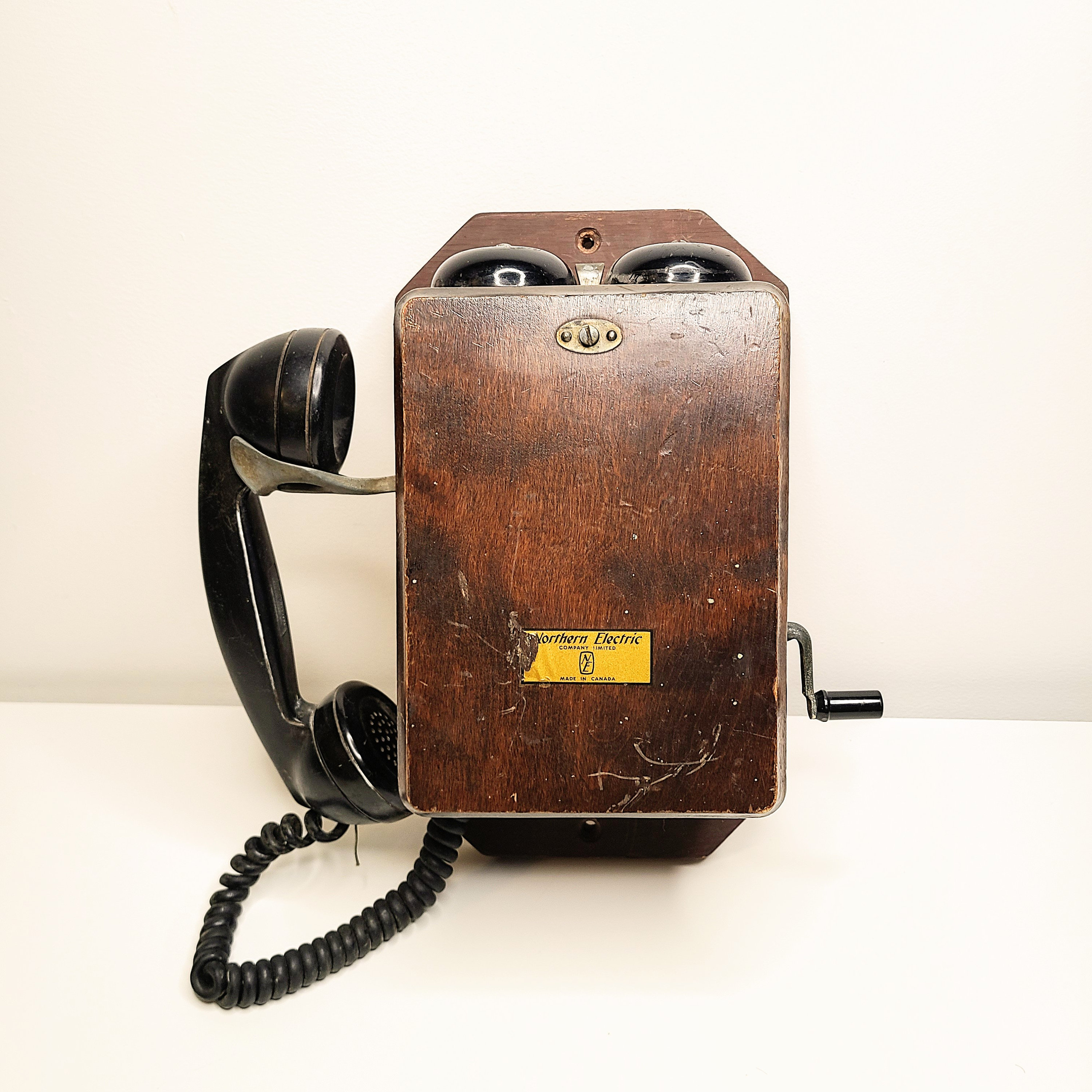 1933 Northern Electric Telephone, Model 717 Hand Crank 'N717AH