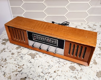 1972 Radio AM FM in legno Strauss, modello LT-788, radio a transistor a stato solido, funziona alla grande
