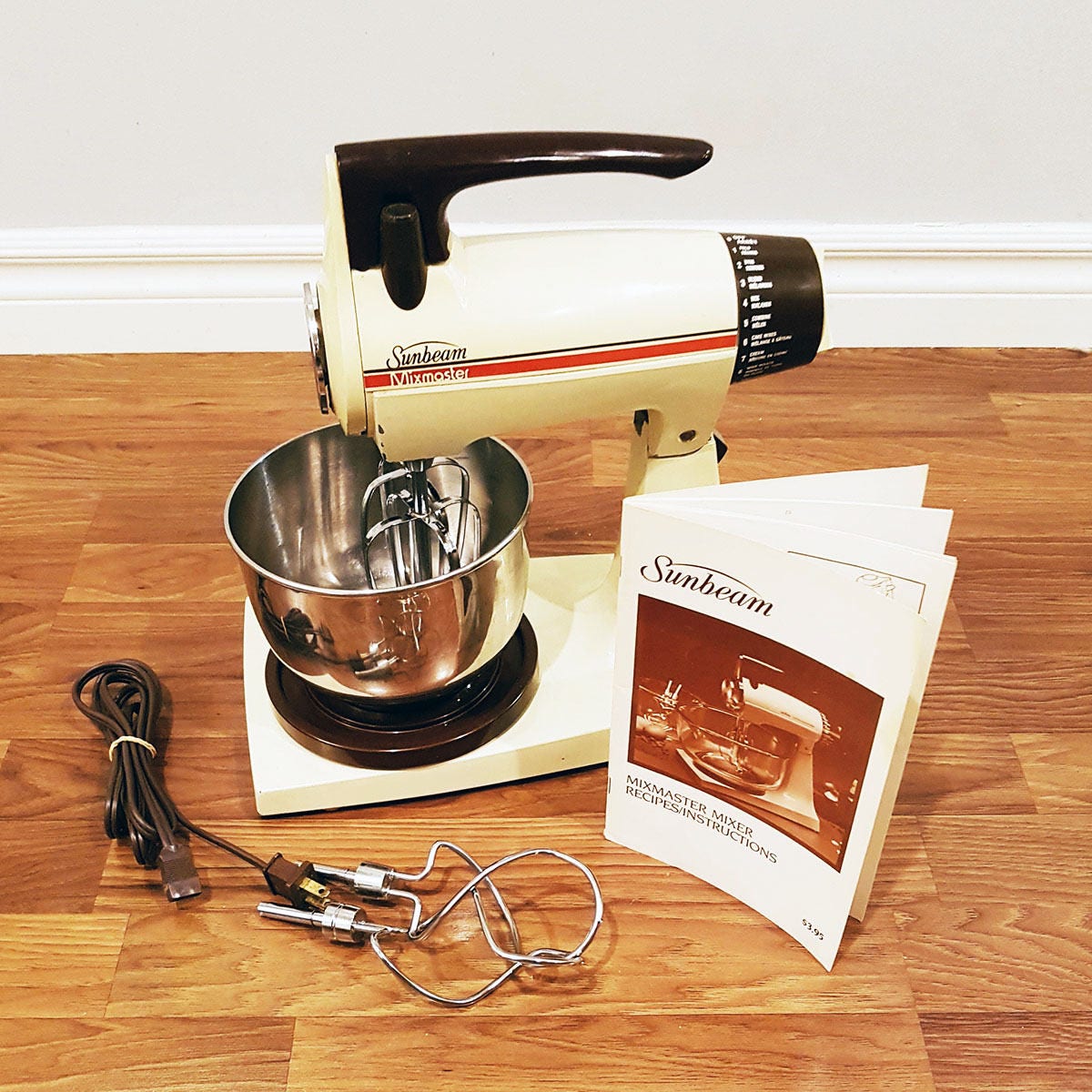 Vintage Sunbeam Mixmaster Stand Mixer Blender Complete With