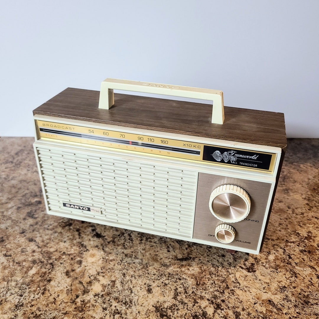 vintage hitachi transistor radio | eBay