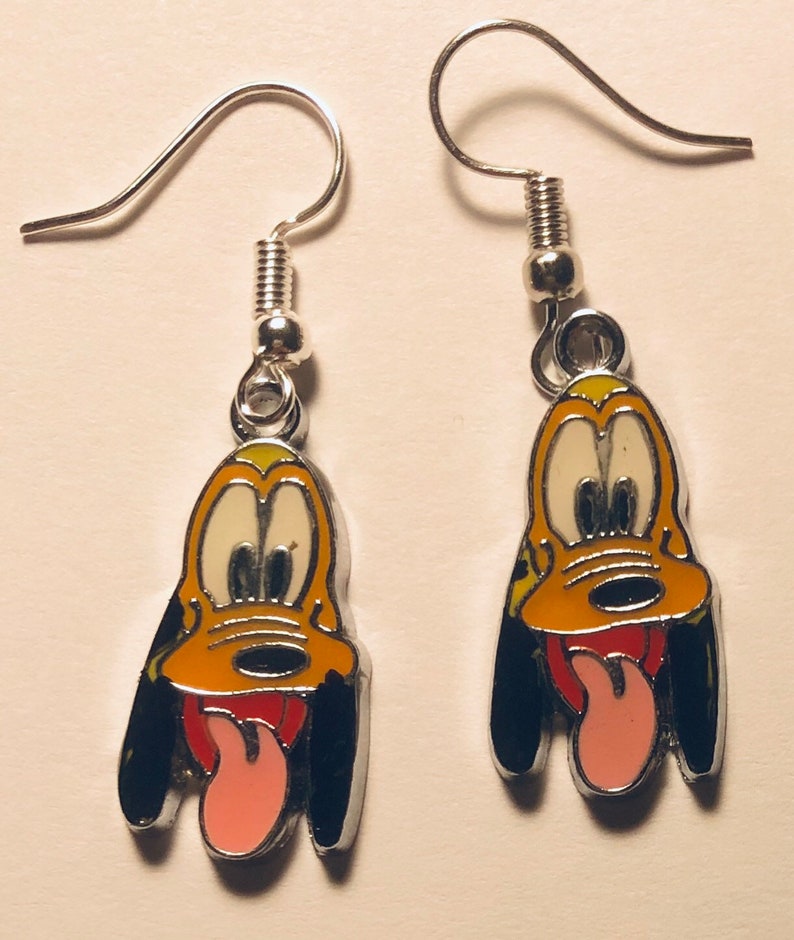 Non conductive earrings discount