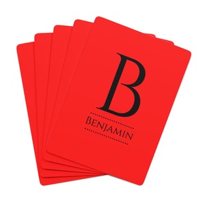 Rote Monogramm Spielkarten | Erste Spielkarten | Rot und Schwarz Personalisierte Karten | Karten-Deck für Erwachsene | Weihnachtsgeschenke für Ihn