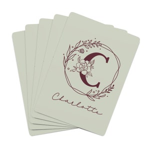 Cartas de Baralho Monograma Floral Verde Sálvia | Baralho de Pôquer com Nome Personalizado | Presentes Bonitos Personalizados | Presente Personalizado para o Dia das Mães