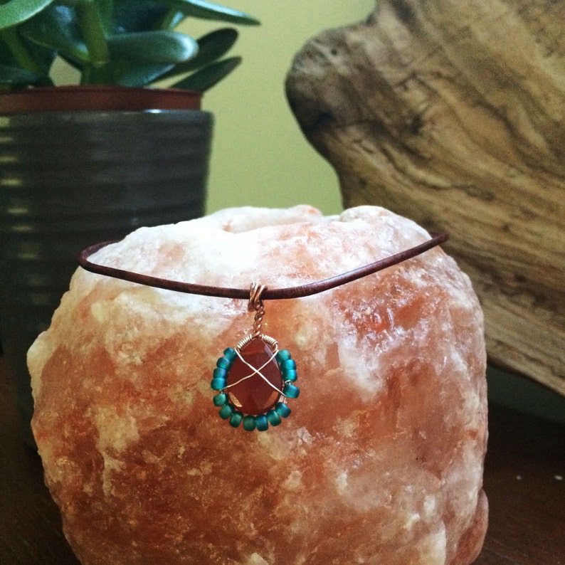 Boho Choker Necklace with Carnelian Crystal Silver Wire Pendant on Leather