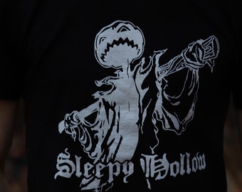 Sleepy Hollow Scarecrow t-shirt, Halloween Shirt, Sleepy Hollow Shirt Women, Halloween Shirt For Him, Black T-shirt, Horror Shirt