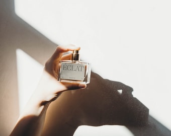 Perfume Bottle Mockup – No 05 | Modelier Collection | Mockup for Designers | Editable Cosmetic Mockup | Editorial Photoshop Mockup