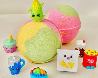 Kids Shopkins surprise toy inside bath bomb