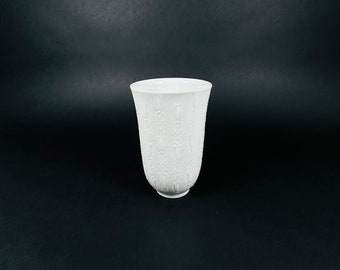 Vase vintage en porcelaine blanche et biscuit par Cuno Fischer pour Rosenthal ~ Vase artistique en verre ~ Compositions florales