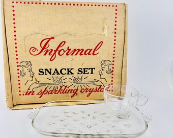 Hazel Atlas Glass Snack Set - Vintage Hazel Atlas Informal Snack Set en cristal brillante - Hecho en EE.UU.