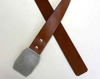 Belt with a Mandalorian style Buckle in brown or Black