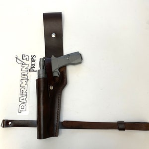 Qi’ra S-195 Blaster Holster