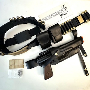The Book of Fett Boba Fett Belt, pouches, and holster Full Rig image 5