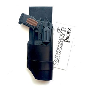 Fallout Brotherhood of Steel Squire 10mm Revolver on the Belt Holster