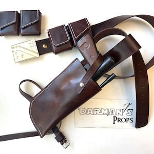 Boba Fett Repaint holster, pouches, and belt  rig from The Mandalorian season 2 rearmored Version