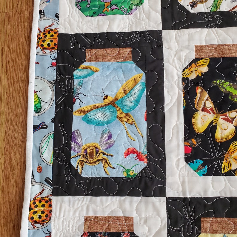 Bugs in Jars Quilt - Etsy