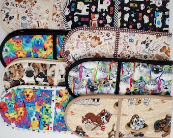 DOUBLE OVEN MITTS, dogs and cats