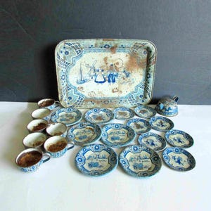 1950s Tin Lithograph Child's Dish Set Blue Willow Theme 22 Assorted Pieces Wolverine Made in USA FREE SH