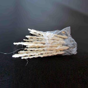 15 VTG Creamy White Twist Spiral Icicle Christmas Ornaments Iridescent Glitter 6" FREE SH