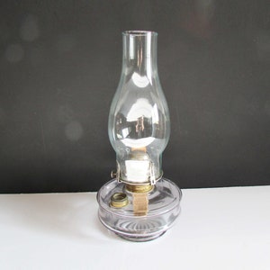 Queen Anne Clear Glass Antique Oil Kerosene Lamp, Steel Mantle, Toledo, Ohio, 1880s 12.25 inches FREE SH