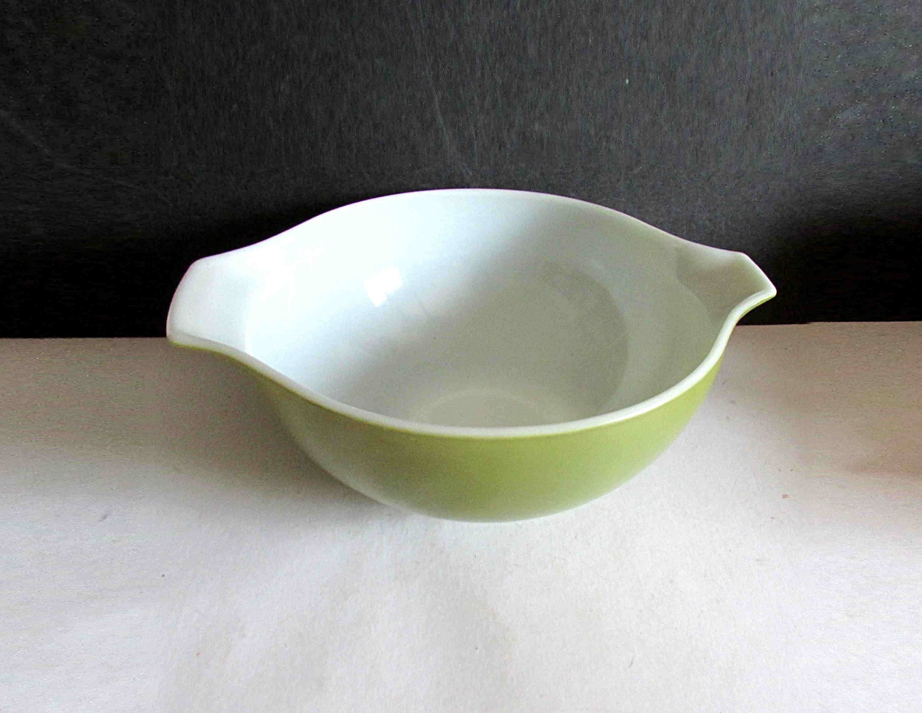 Original Vintage Pyrex Cinderella Mixing Bowl Crazy Daisy Spring