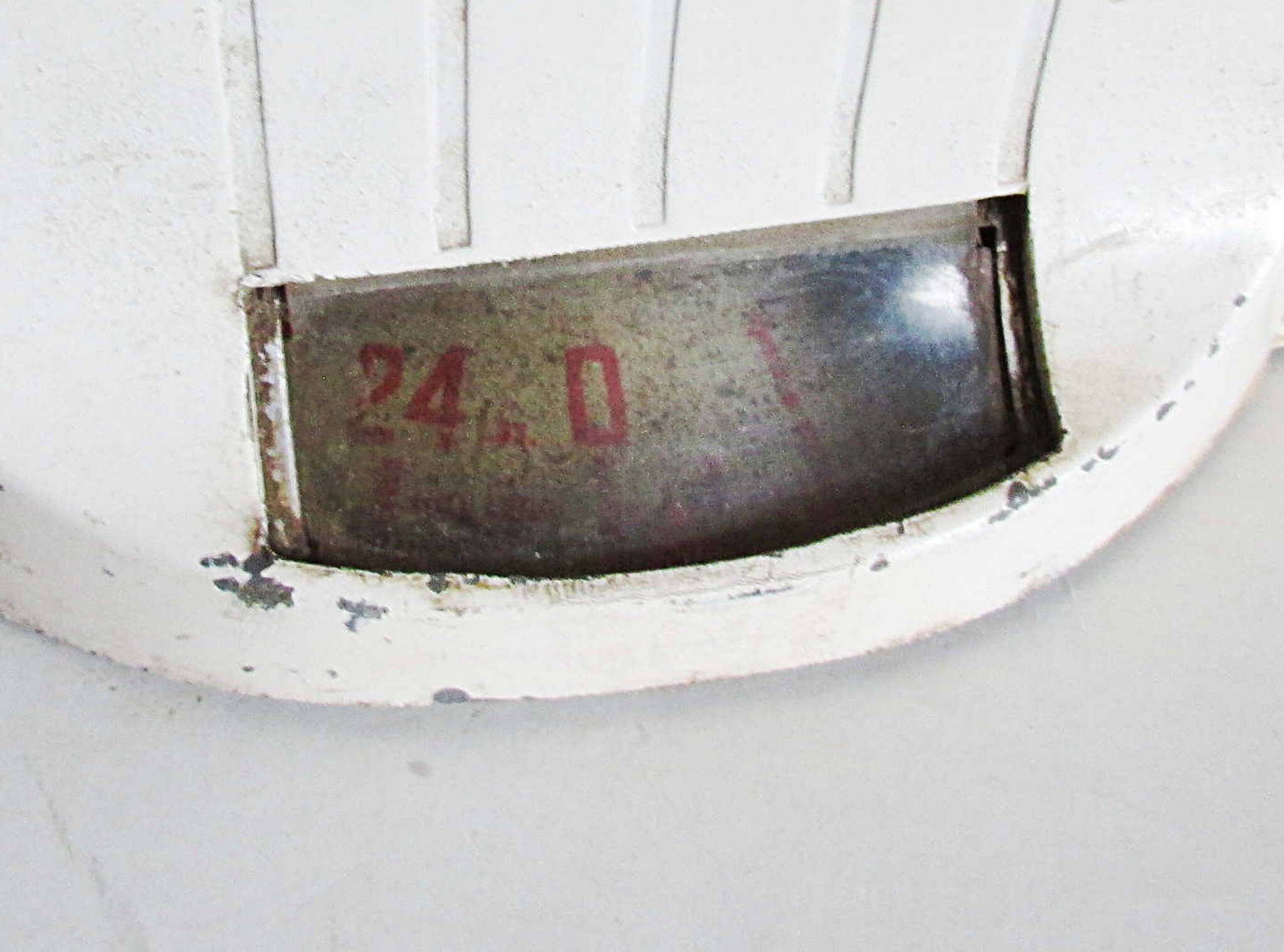 Antique Deco Design 1930-40s Metal Kitchen Scale Maid of Honor 6.5