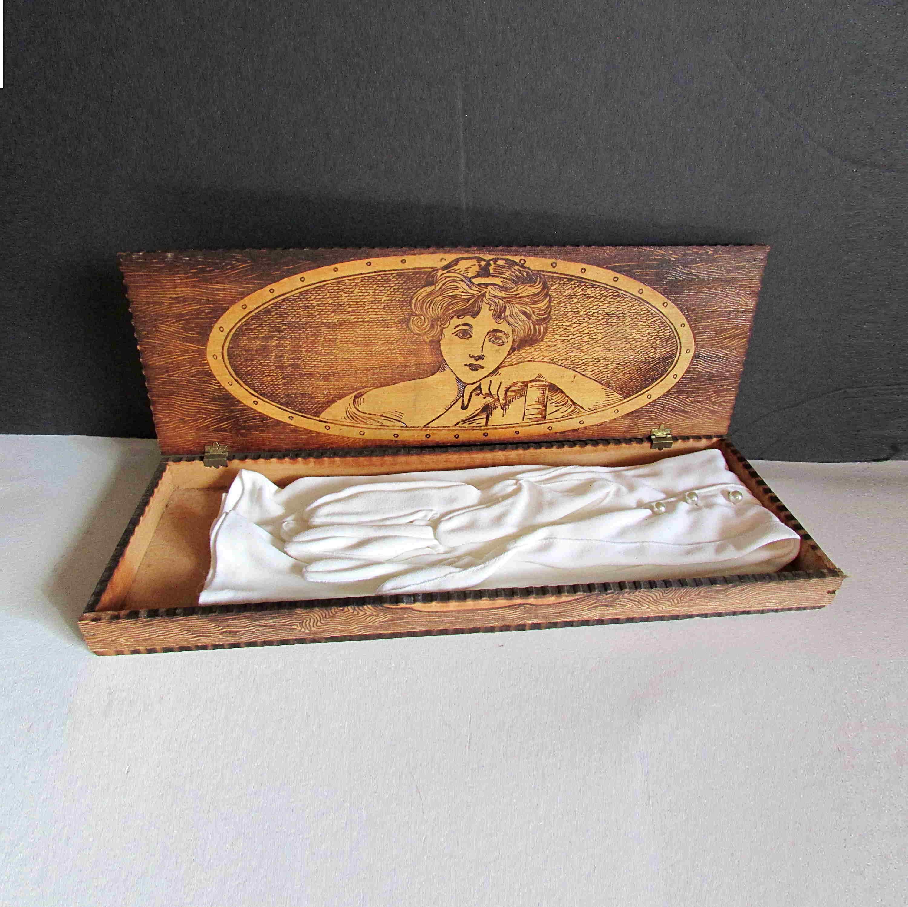 1900s Antique Victorian Art Nouveau Primitive Pyrography Wood