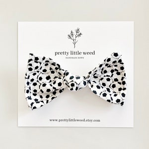 soccer ball hair bow, soccer ball bow, soccer ball headband, soccer birthday bow, soccer hair bow, soccer birthday, soccer baby headband