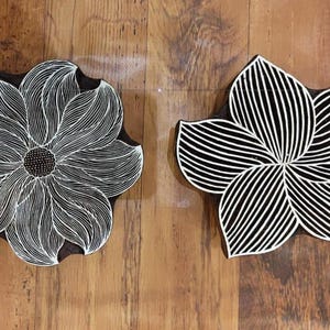 Florales Design-Holzdruck, Der Hand Geschwungenen Block