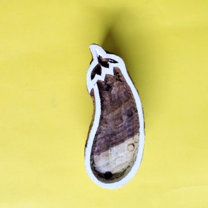 Diseño de sello de madera Bloque de grabado curvo a mano Fabricación de impresión Tinte de verduras de madera